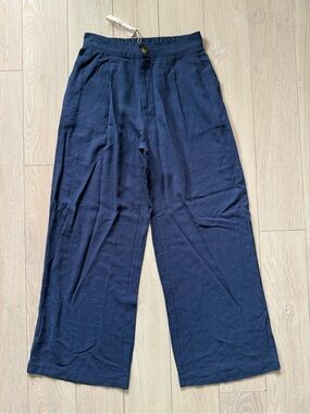NWT Prem Wide Leg Pants in Blue Women’s